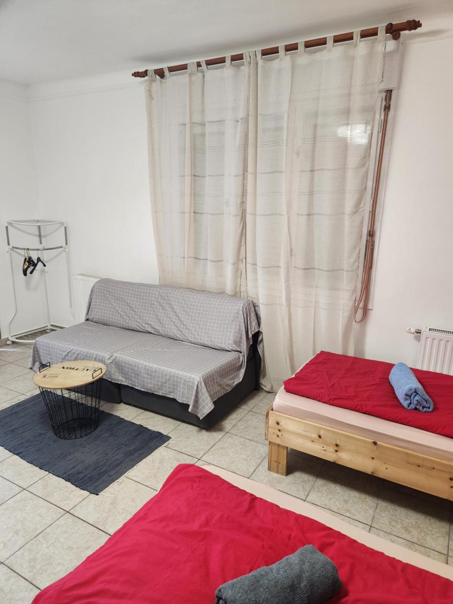 Orsi Apartman / Vendeghaz Kecskemét المظهر الخارجي الصورة