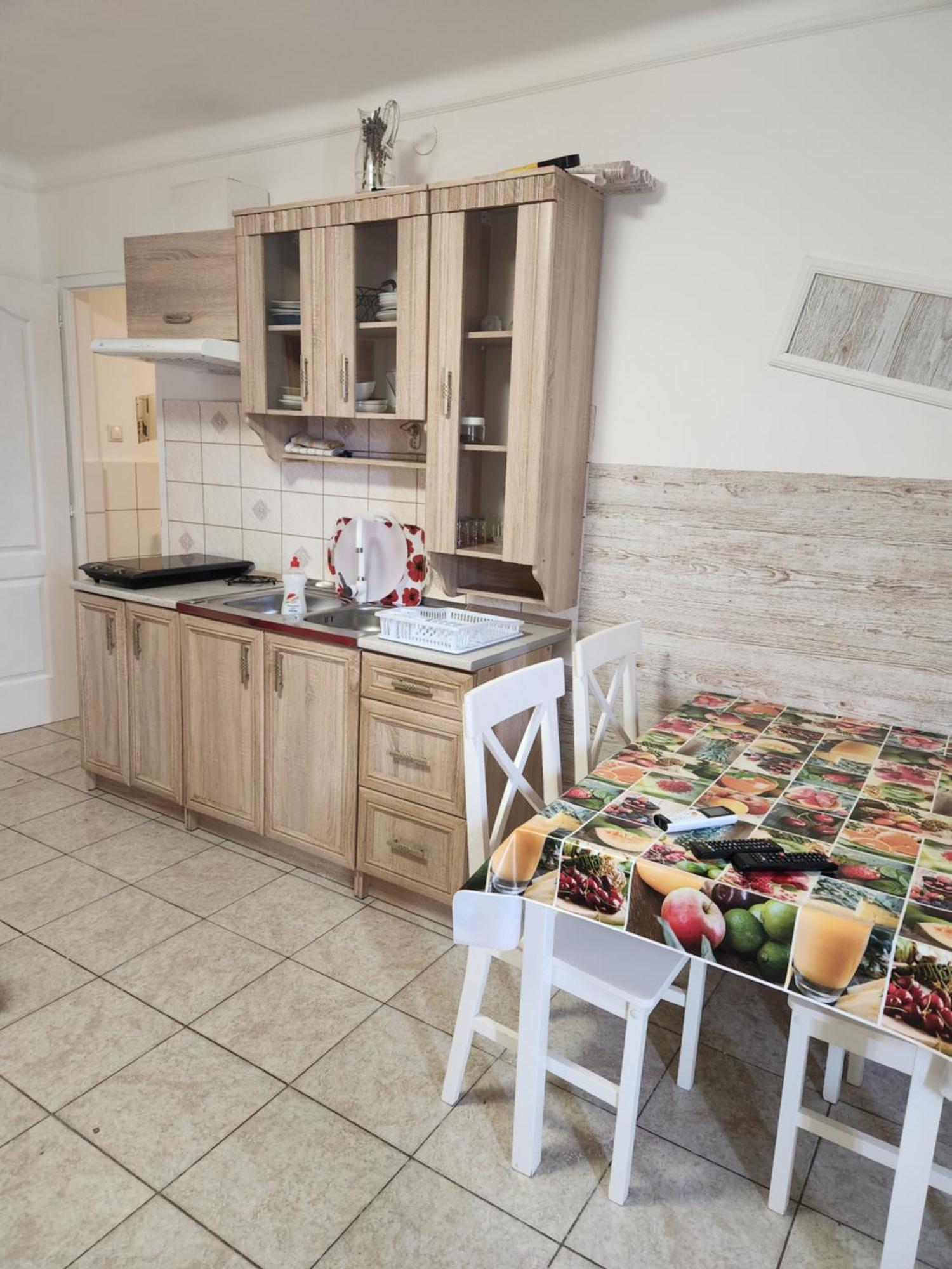 Orsi Apartman / Vendeghaz Kecskemét المظهر الخارجي الصورة