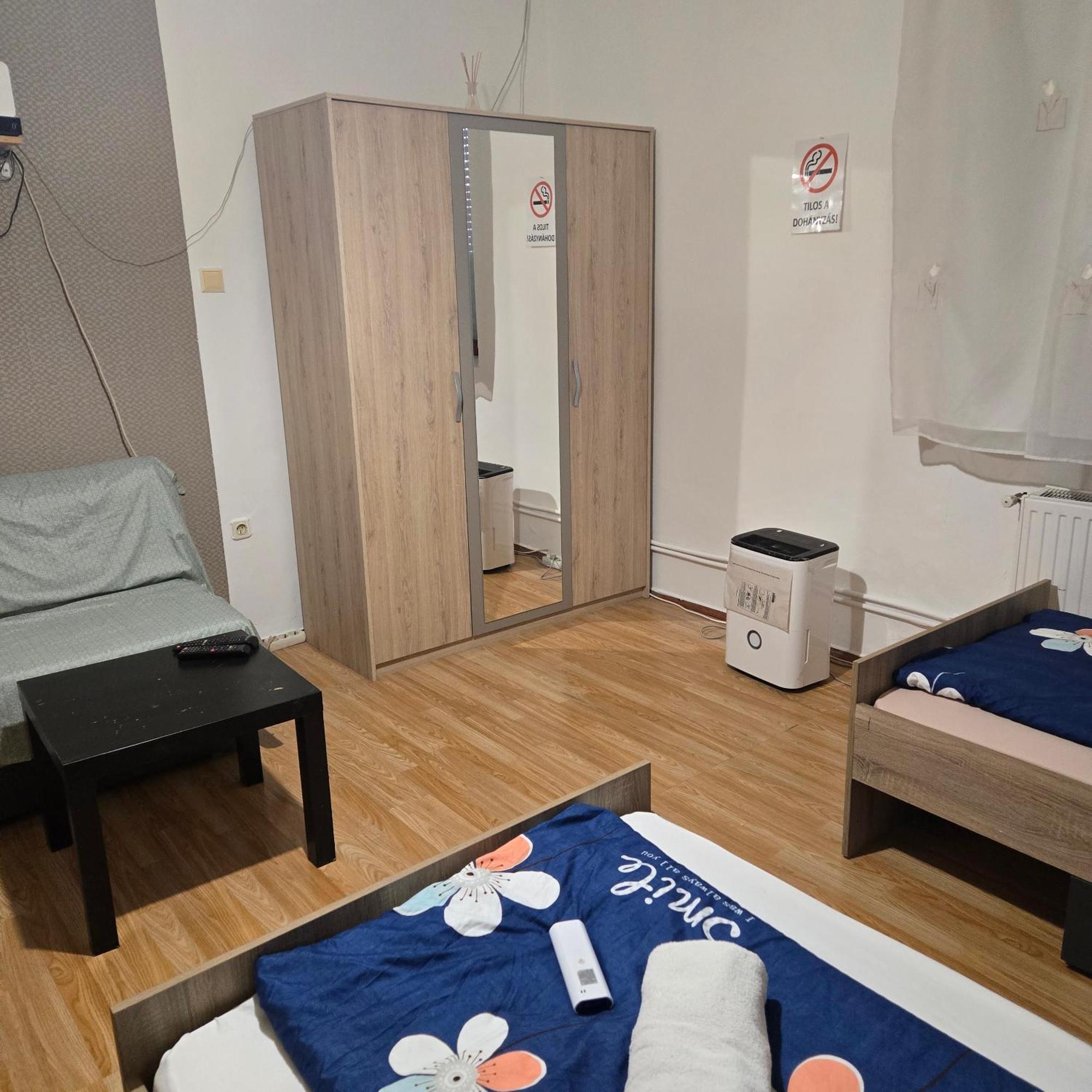 Orsi Apartman / Vendeghaz Kecskemét المظهر الخارجي الصورة